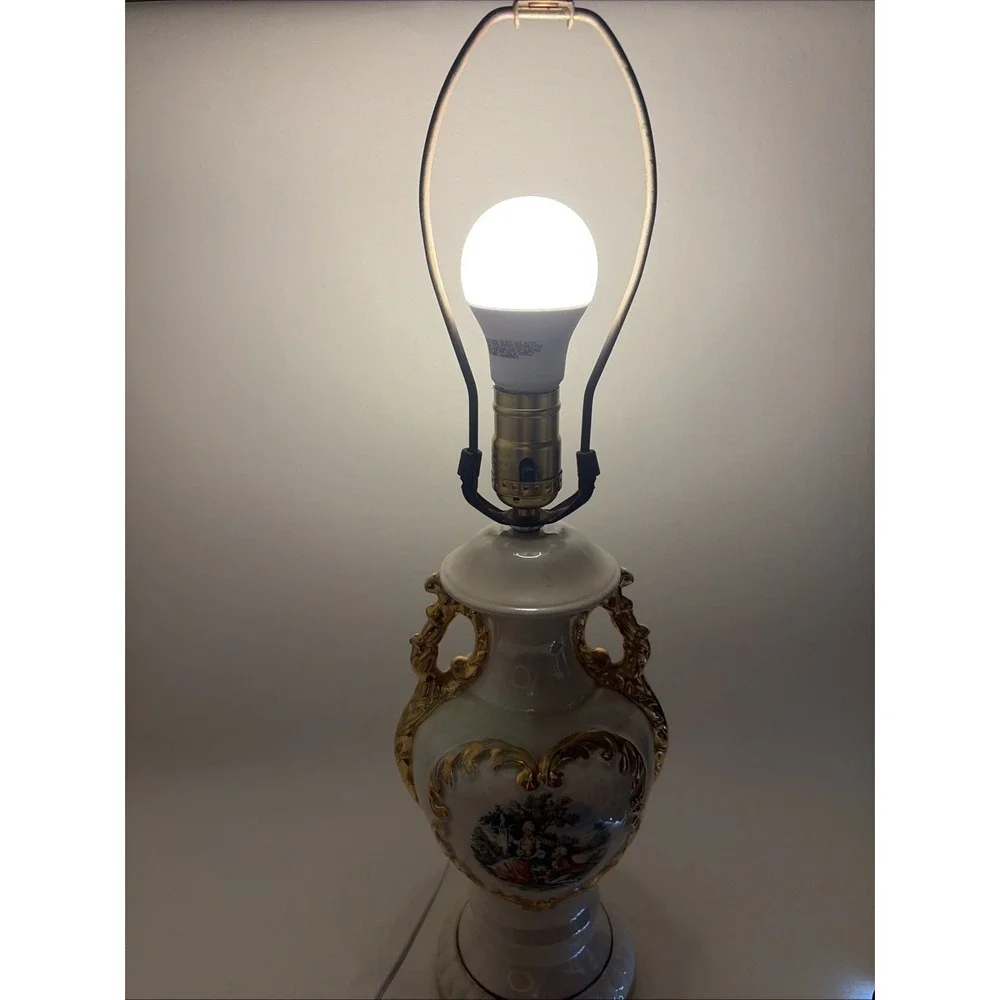 Vintage George And Martha Washington Handpainted Lamp *Re-Wired* *No Shade*